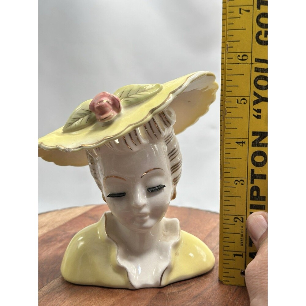Head Vase Glamour Lady Girl Yellow Hat Pink Flower Lashes Gold Gilt - Picture 4 of 6
